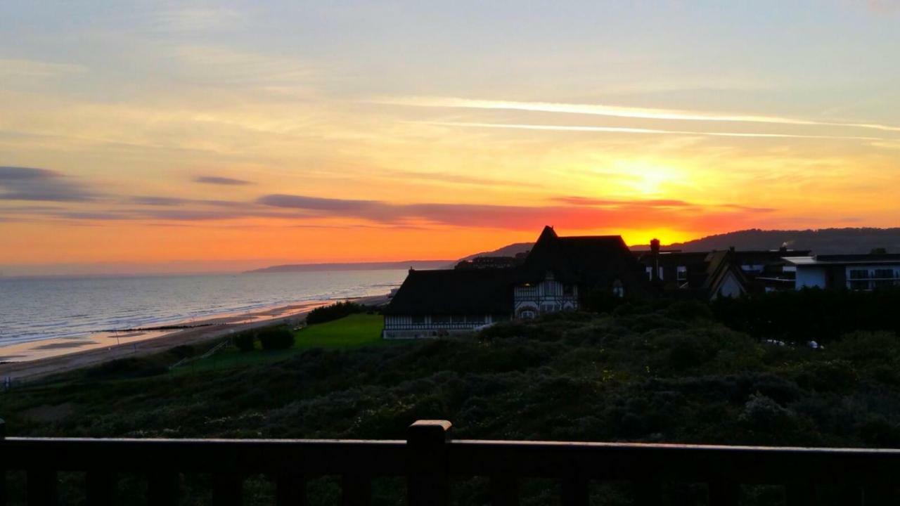Magnifique Vue Mer Et Foret Cabourg Exterior foto